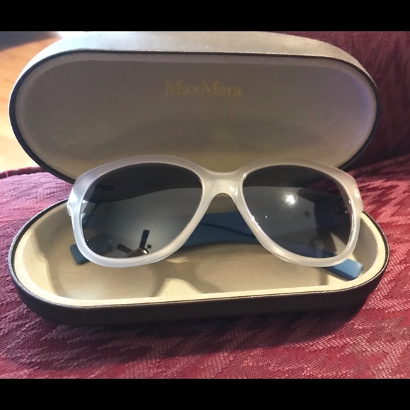 Max Mara Sunglasses. - Picture 3 of 4